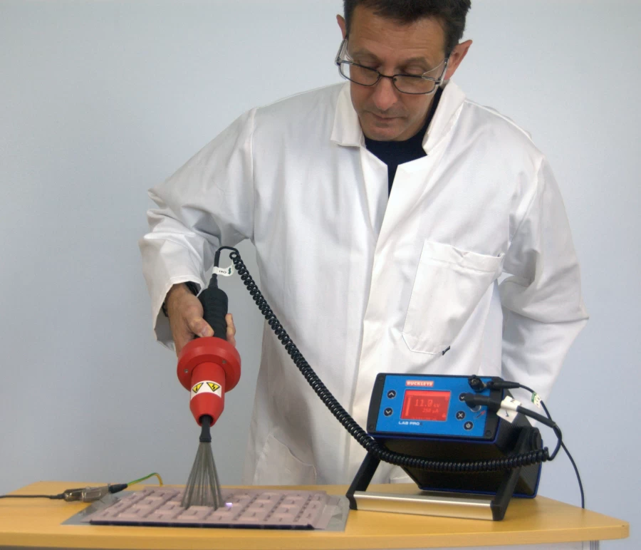 Buckleys | Buckleys Lab Pro2 Pinhole detector (mains operated) 6 kV